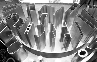 常用金屬材料的物理性能探析